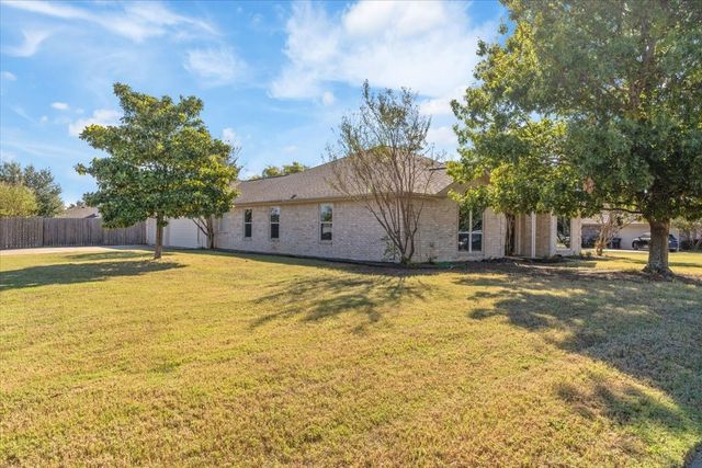 6410 Sun Crest Court, Midlothian, TX 76065