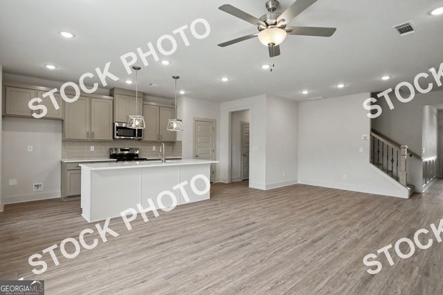 4349 Fern River Bend 31, Norcross, GA 30093