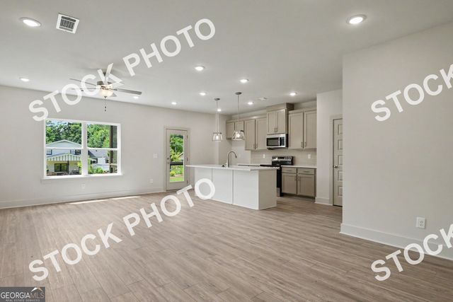 4349 Fern River Bend 31, Norcross, GA 30093
