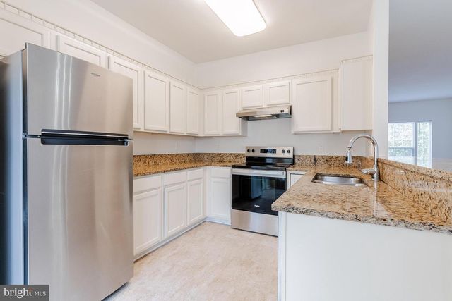 3290 GINA PL, Woodbridge, VA 22193