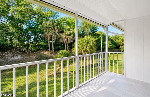 2360 Naples Trace CIR 6, Naples, FL 34109