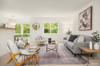 300 High School Road NE #316, Bainbridge Island, WA 98110