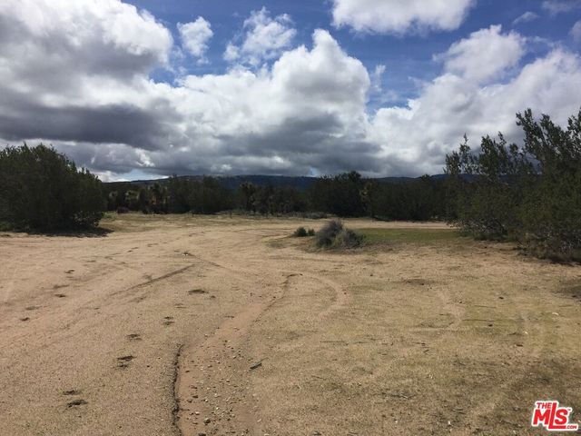 212 W Avenue E, Lancaster, CA 93536