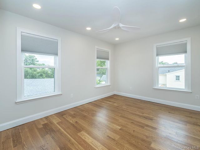 3 Ellison Street, Bayville, NY 11709