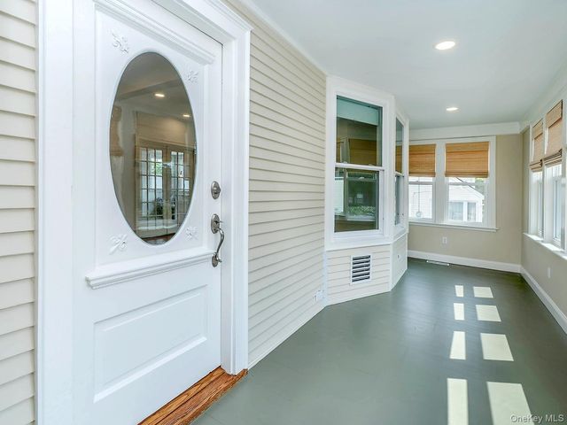 3 Ellison Street, Bayville, NY 11709