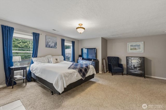 111 Sunset View Road, Longview, WA 98632