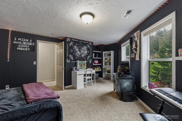 111 Sunset View Road, Longview, WA 98632