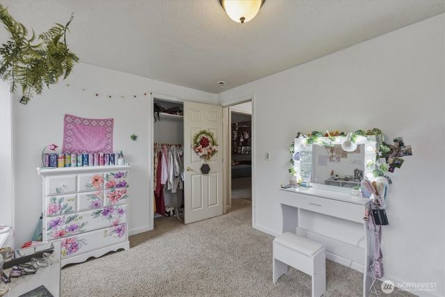 111 Sunset View Road, Longview, WA 98632