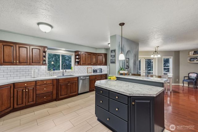 111 Sunset View Road, Longview, WA 98632