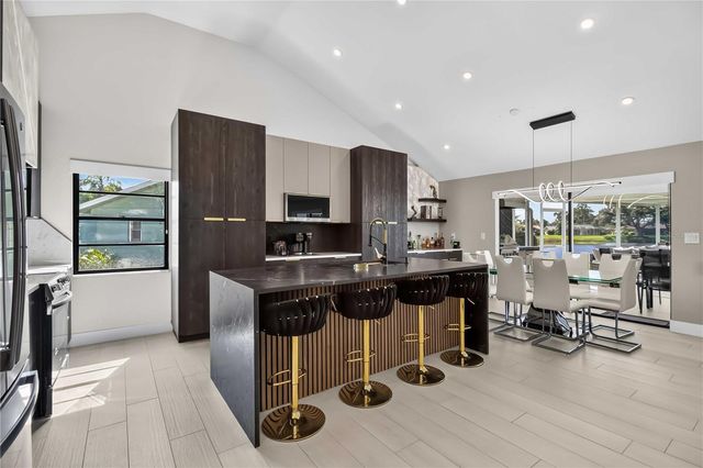 4134 EASTWOOD DRIVE, Sarasota, FL 34232