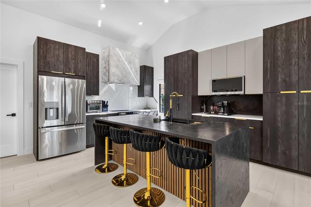 4134 EASTWOOD DRIVE, Sarasota, FL 34232