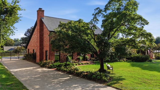 118 E 25th Street, Tulsa, OK 74114