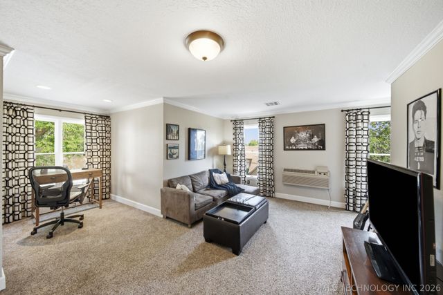 118 E 25th Street, Tulsa, OK 74114