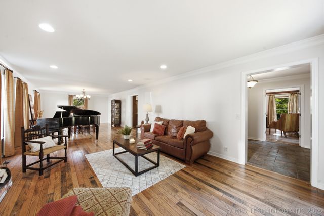 118 E 25th Street, Tulsa, OK 74114