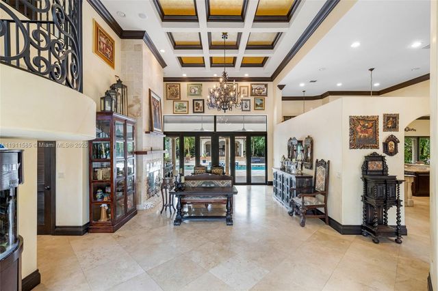 7030 SW 72nd Ct, Miami, FL 33143