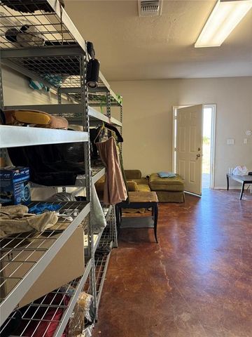 2975 S Academy Road, Guthrie, OK 73044