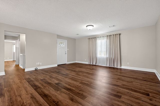 1003 Hodges Ferry Rd, Sparta, TN 38583