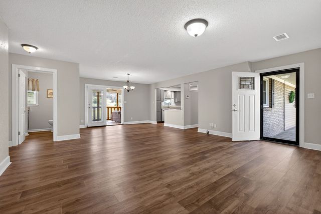 1003 Hodges Ferry Rd, Sparta, TN 38583