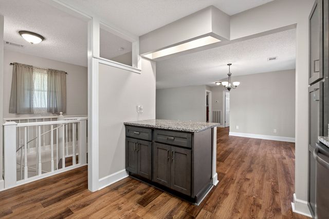 1003 Hodges Ferry Rd, Sparta, TN 38583