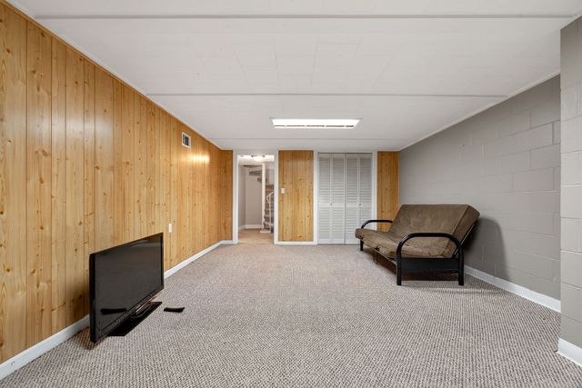 1003 Hodges Ferry Rd, Sparta, TN 38583