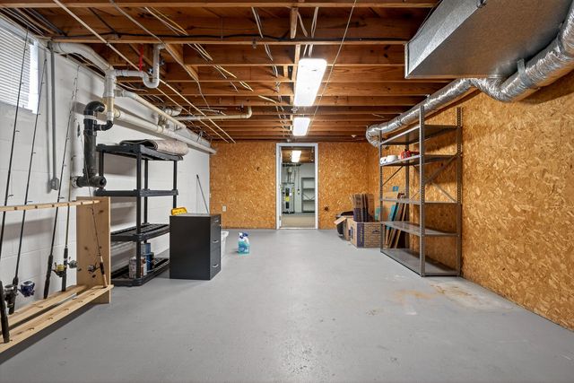 1003 Hodges Ferry Rd, Sparta, TN 38583