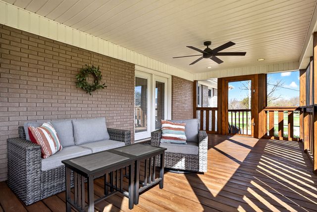 1003 Hodges Ferry Rd, Sparta, TN 38583