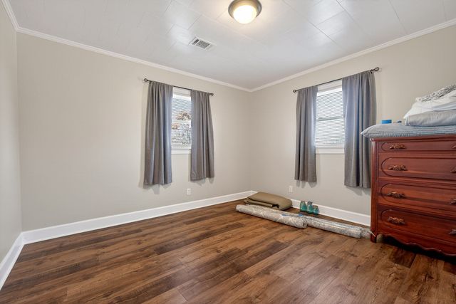 1003 Hodges Ferry Rd, Sparta, TN 38583