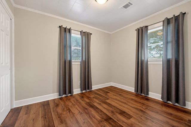 1003 Hodges Ferry Rd, Sparta, TN 38583