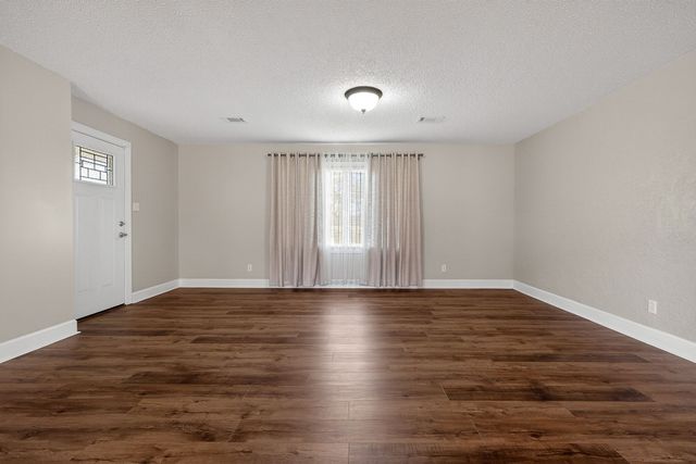 1003 Hodges Ferry Rd, Sparta, TN 38583