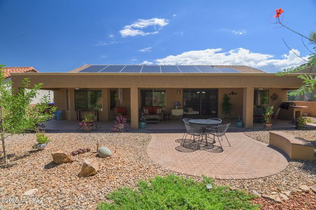 1329 N Sun Catcher Way, Green Valley, AZ 85614