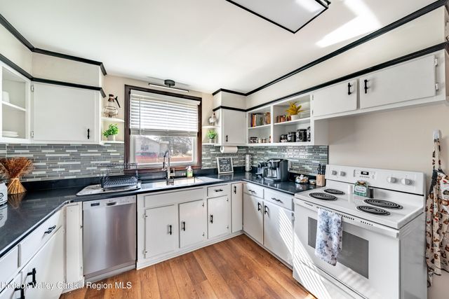 196 Harry Howard Avenue, Hudson, NY 12534