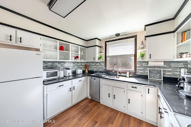 196 Harry Howard Avenue, Hudson, NY 12534