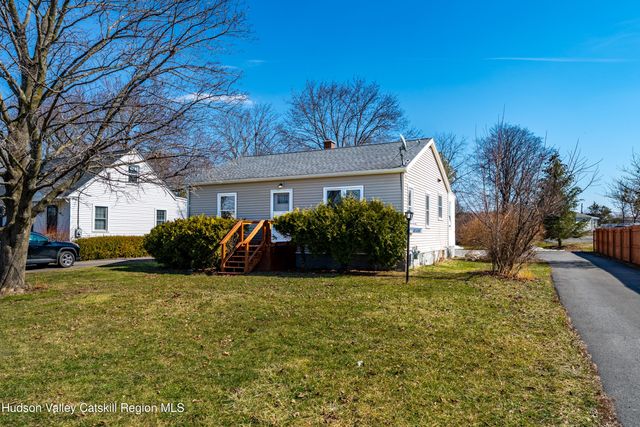 196 Harry Howard Avenue, Hudson, NY 12534