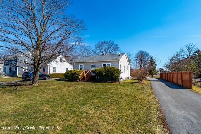 196 Harry Howard Avenue, Hudson, NY 12534