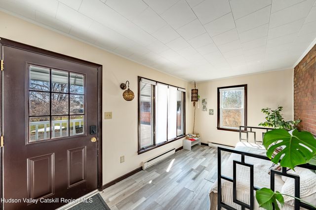 196 Harry Howard Avenue, Hudson, NY 12534