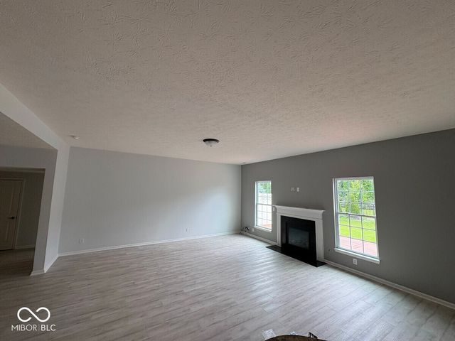 12051 Sanctuary Boulevard, Zionsville, IN 46077
