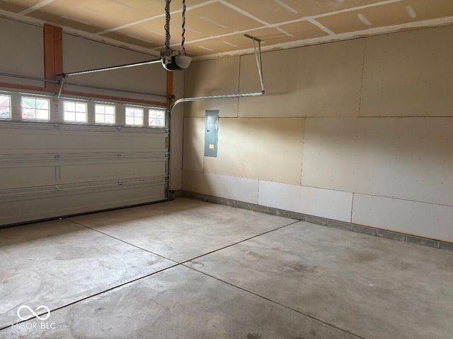 12051 Sanctuary Boulevard, Zionsville, IN 46077