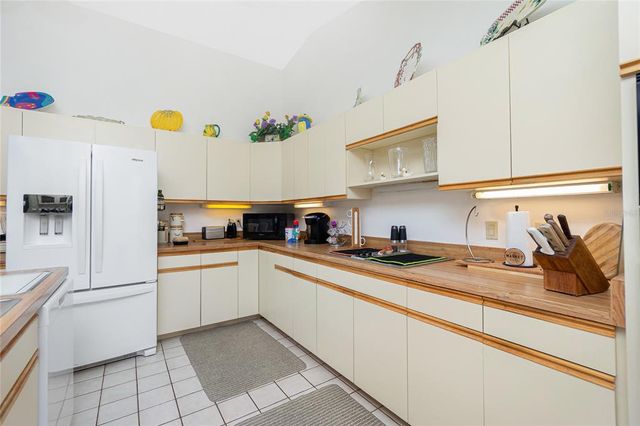 204 BUNKER ROAD, Rotonda West, FL 33947