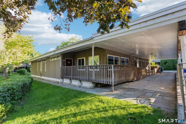 98 Gillies Lane 98, Norwalk, CT 06854