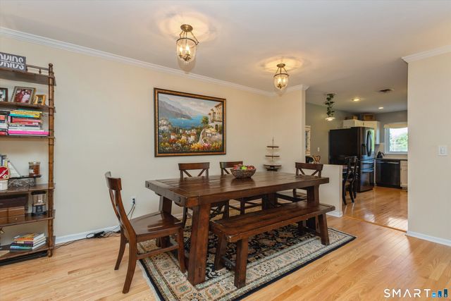 98 Gillies Lane 98, Norwalk, CT 06854