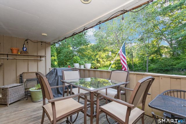98 Gillies Lane 98, Norwalk, CT 06854