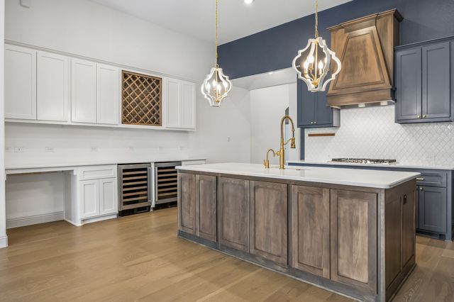 2618 Fair Oaks Avenue, Midlothian, TX 76065