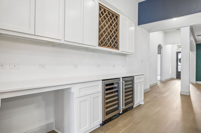 2618 Fair Oaks Avenue, Midlothian, TX 76065