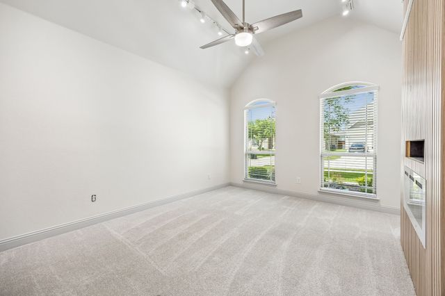 2618 Fair Oaks Avenue, Midlothian, TX 76065
