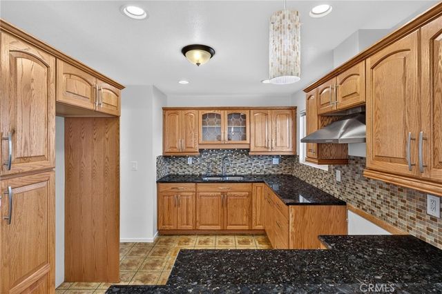 1014 E O, Wilmington, CA 90744