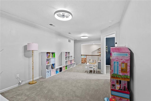 13365 NW 72nd Street, Parkville, MO 64152