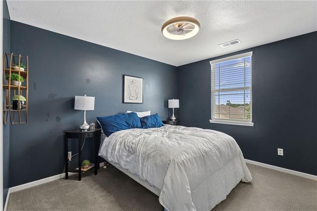 13365 NW 72nd Street, Parkville, MO 64152