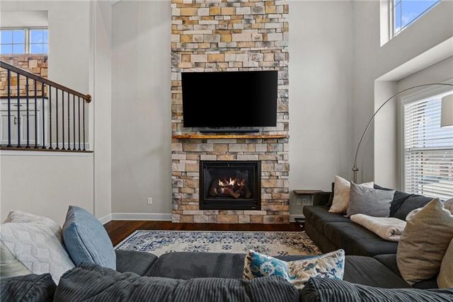 13365 NW 72nd Street, Parkville, MO 64152