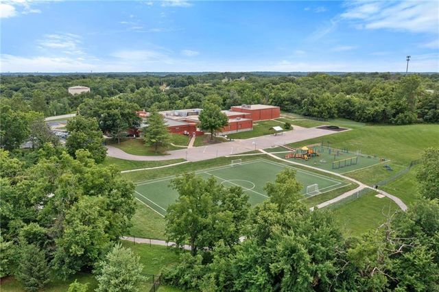 13365 NW 72nd Street, Parkville, MO 64152
