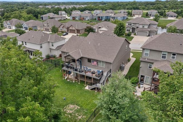 13365 NW 72nd Street, Parkville, MO 64152